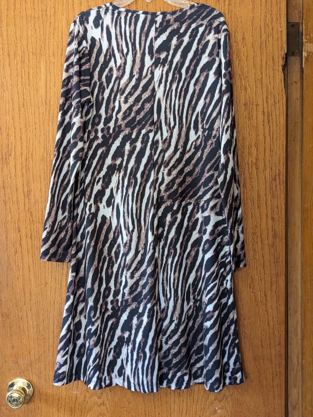 Signature Collection Dress - Picture 4 of 4